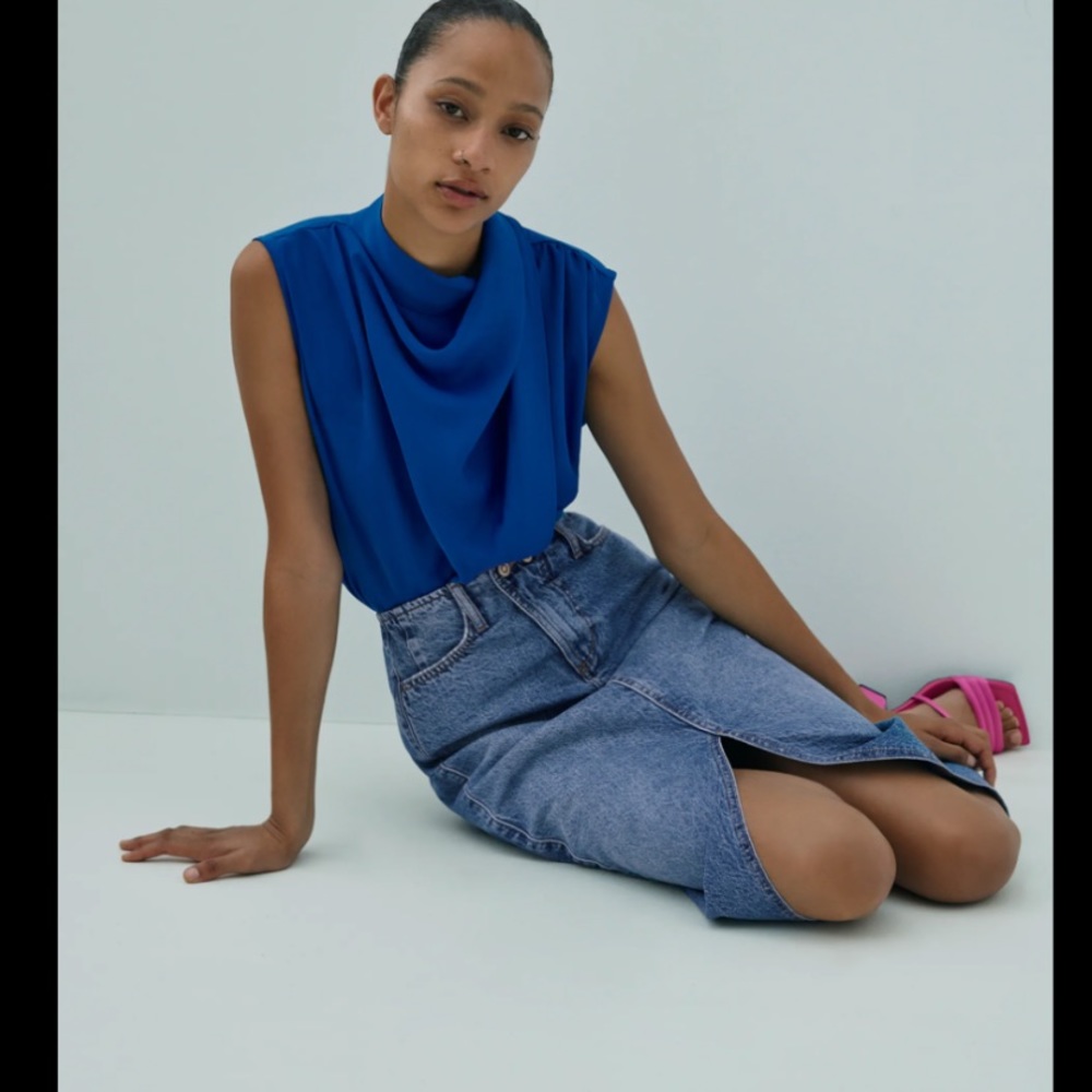 NWT Zara Women Flowy Blouse Small Blue High Collar